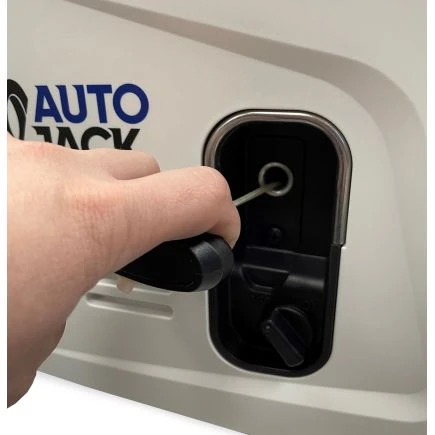 Autojack Petrol Generator Quiet Portable Suitcase Camping Inverter 1800W 7 Autojack Petrol Generator Quiet Portable Suitcase Camping Inverter 1800W - Image 7